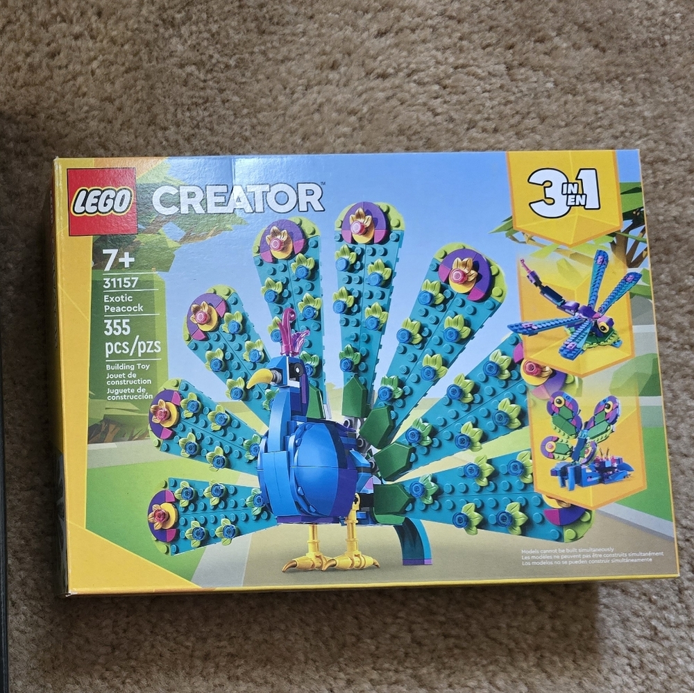 NIB LEGO Creator Vibrant Peacock Set - Blue and Green